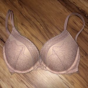 Victoria’s Secret Push-Up bra